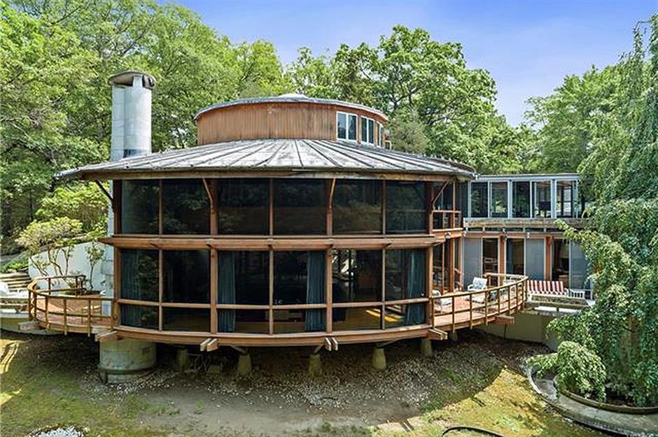 13 Amazing Round Houses From Around The World